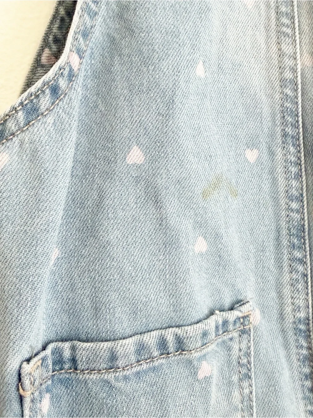 Oshkosh B’gosh Be gosh Girls Heart Print Blue Jean Denim Overalls Bib Size 4 T